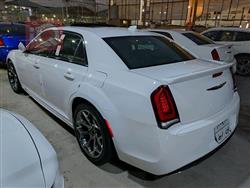 کرایسلەر 300